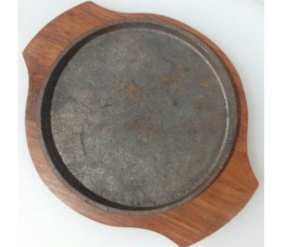 Пательня чавунна кругла на дерев'яній підставці Ø 20 см (шт)
